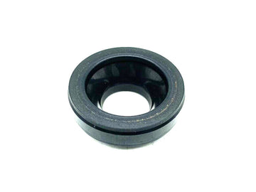 97225457 OE Valve Cover Fuel Line Grommet, 2001-2004 GM 6.6L Duramax LB7