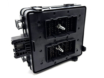 LC3Z14A068D OE Fuse Block Assembly, 2021-2022 Ford 6.7L Powerstroke, Photo 2